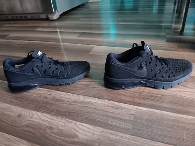 Nike Mens Air Trainer 180 916460-003 Black Running men  SZ 10.5  sneaker Shoes