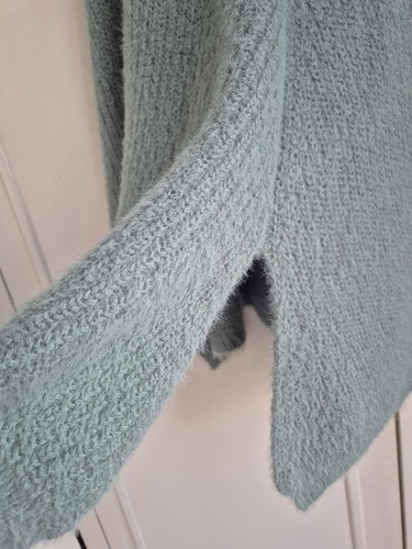 New Cosy Sage Poncho - One Size - Picture 3 of 5
