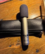 CAD Audio GXL1200 Small Diaphragm Cardioid Condenser Studio Recording Microphone