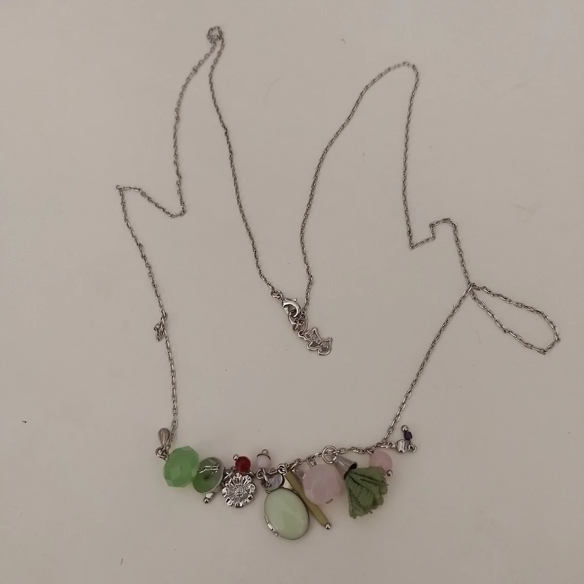 Signé AGATHA collier vintage chaine et breloques en métal argenté - France