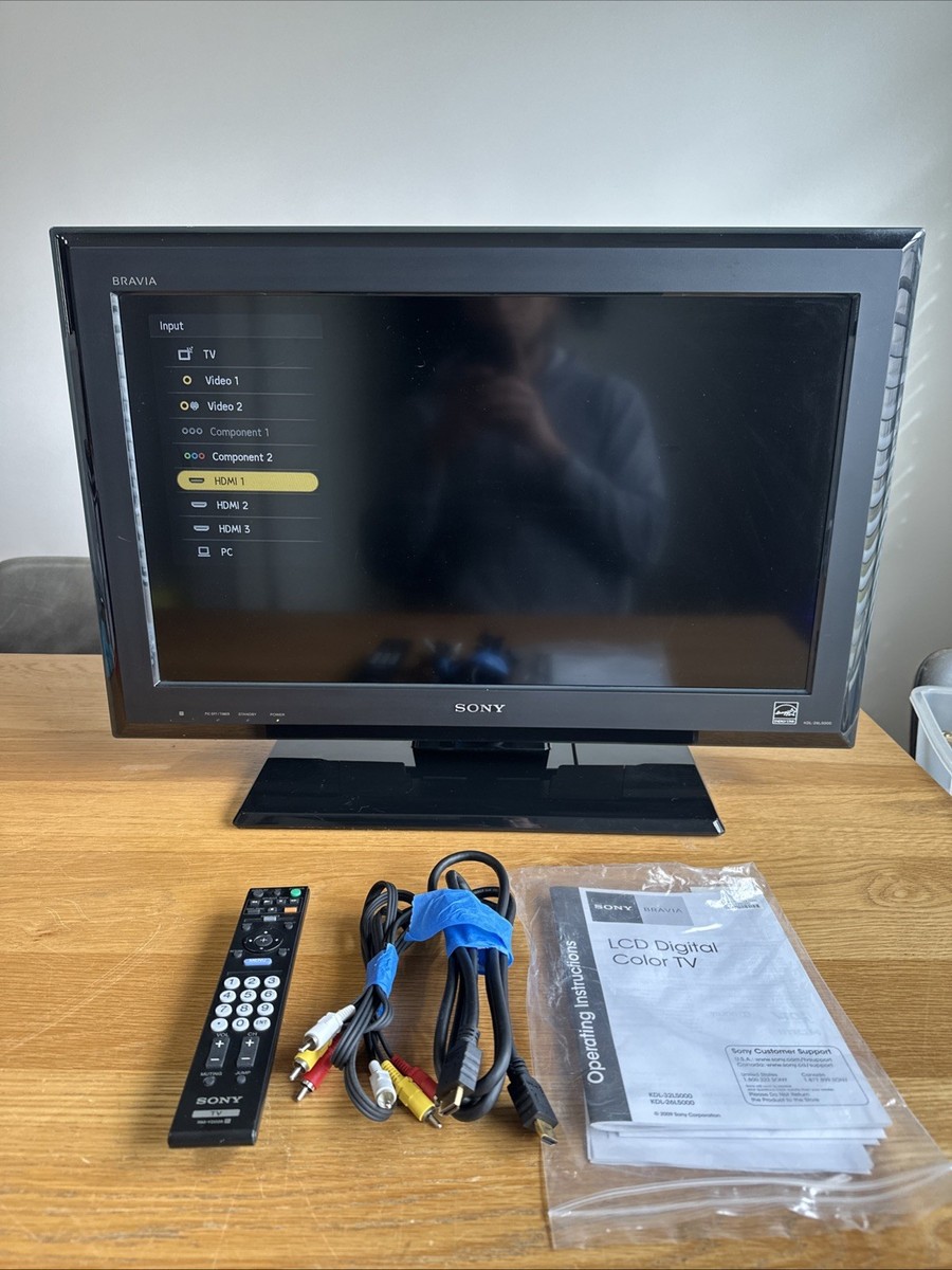 Sony Bravia 26” LCD TV KDL-26L5000 Remote & Stand Bundle S Video 