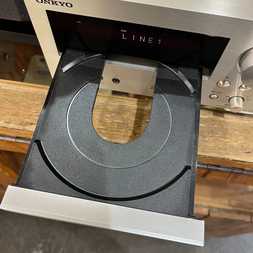 ONKYO CR N755 Network CD Receiver with D 55EX Speakers 2013 Tested Japan - Image 4 of 4