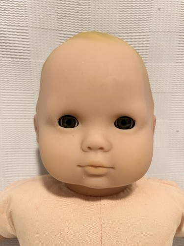 Pleasant Company American Girl Bitty Baby Muñeca con Cabello Rubio y Ojos Azules Grises - Imagen 2 de 14