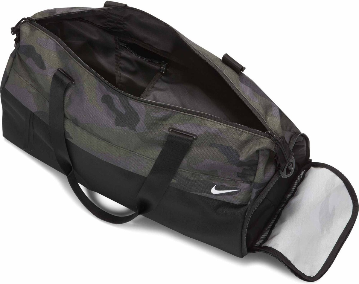 Nike Radiate Club Duffle Bag Unisex Camo Black Green Gym Travel