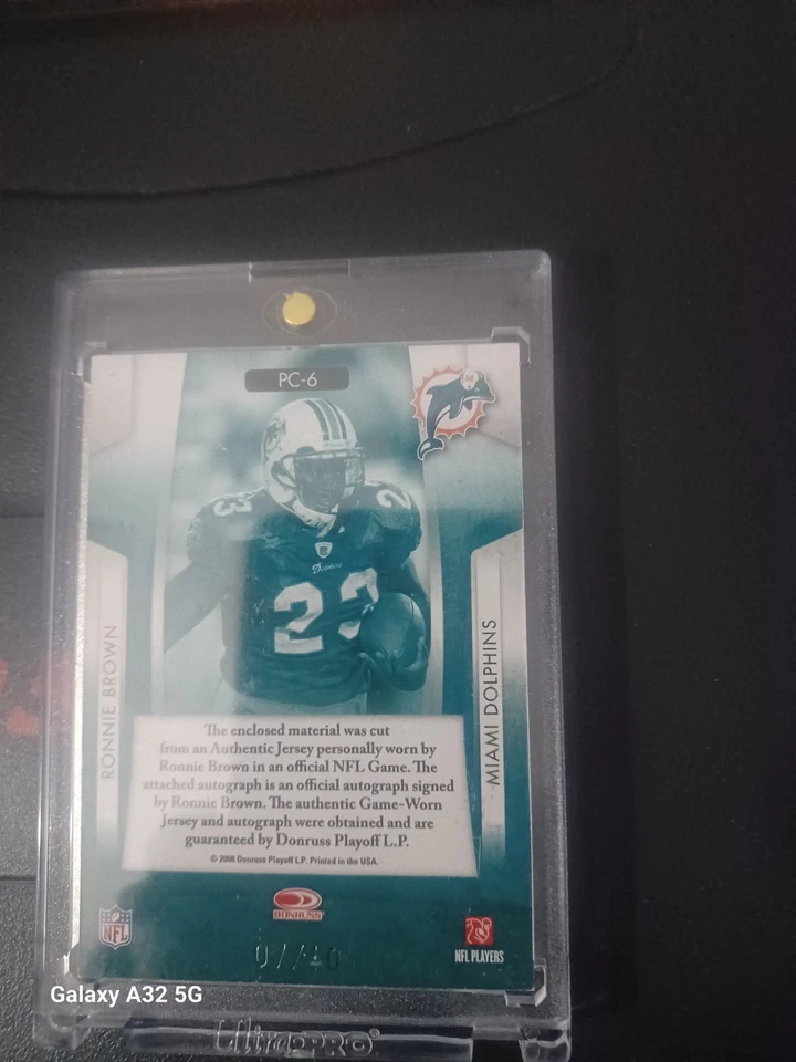 Ronnie. Brown. Prime. Cuts. Signature. Pach. Topps.  7/10 - Image 3 of 4