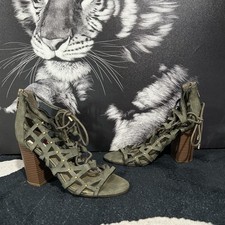 G by Guess Juto Strappy Sandal Women's 7.5M Green Suede Block Heel Cocktail