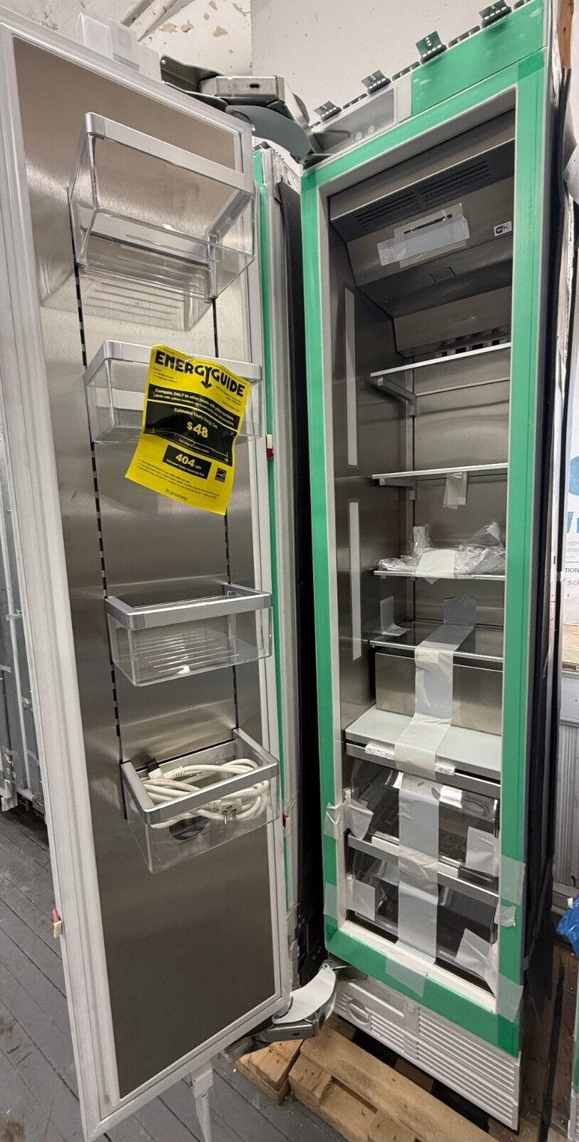 Thermador Freedom T18IF905SP 18" Built-In Smart Column Freezer in Panel Ready