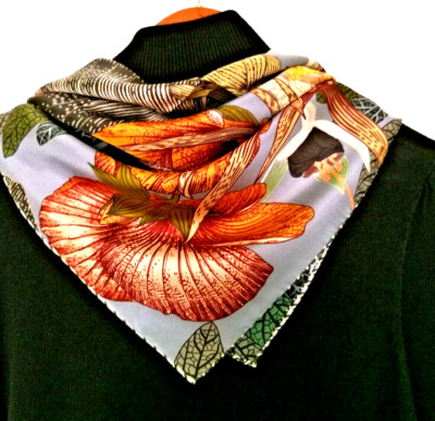 26''x26''Blossom Print Pure Mulberry Twill Silk14momme Double-sided Scarf 65x65cm