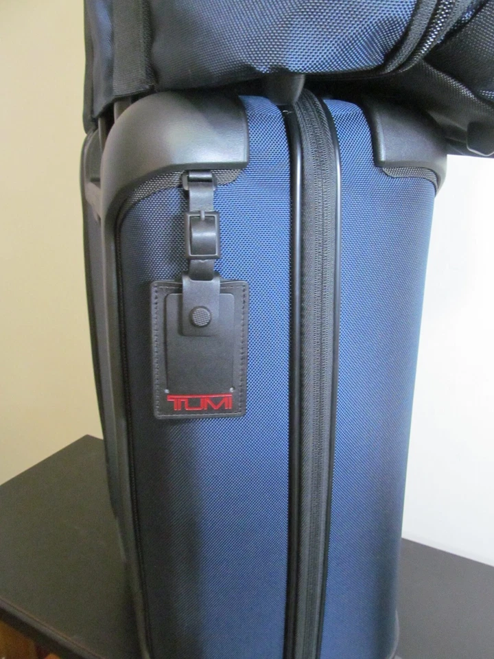 TUMI luggage Set, Alpha G4.5 Navy Carry On Spinner & Matching Weekend Duffle-NWT - Image 4 of 4