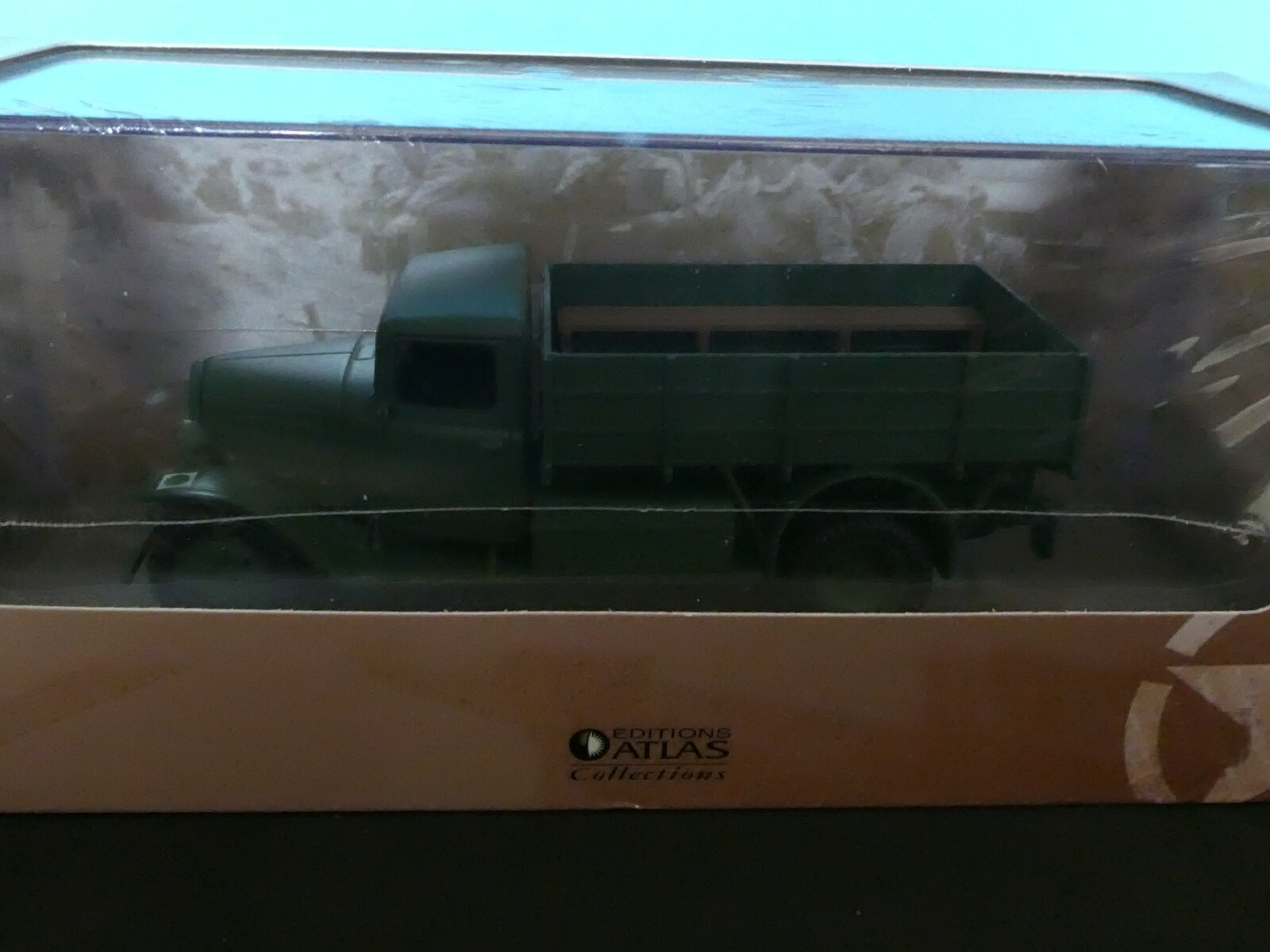 Picture 2 of 3