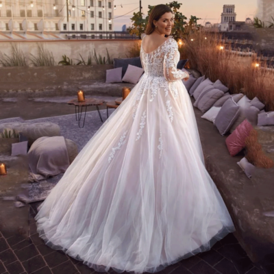 open back tulle wedding dress June Bridals Sexy A-Line Sleeveless Open Back Tulle Country Women's Wedding Dress with Lace Petals Elegant Garden Court Fall