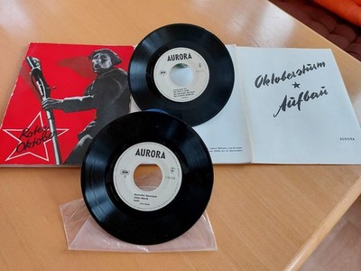 Ernst-Busch / Aurora / 50 Jahre Oktoberrevolution / 2 kleine Platten + 1 Heft