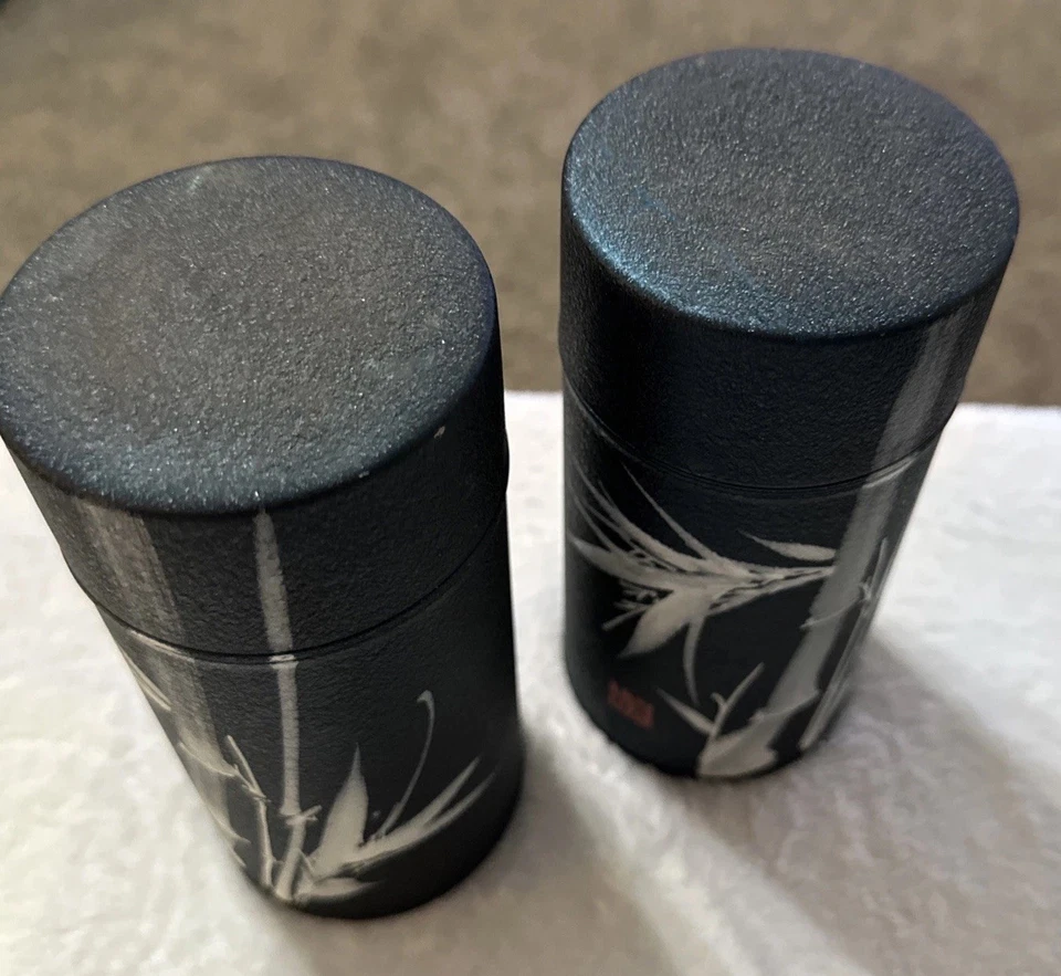 Bote de té de bambú azul Teavana 5 oz Foto 2 de 4