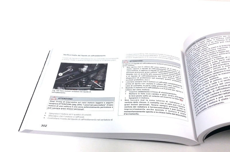 2012 Lamborghini Aventador LP700-4 Owner Manual Handbook Italian