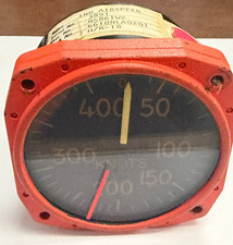 Vintage Military Aircraft Pitot Static U.S. Gauge Airspeed Indicator AN5861W2 Vintage Military Aircraft Pitot Static U.S. Gauge Airspeed Indicator AN5861W2