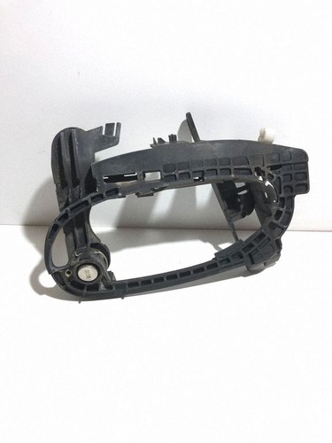 Exterior door handle bracket