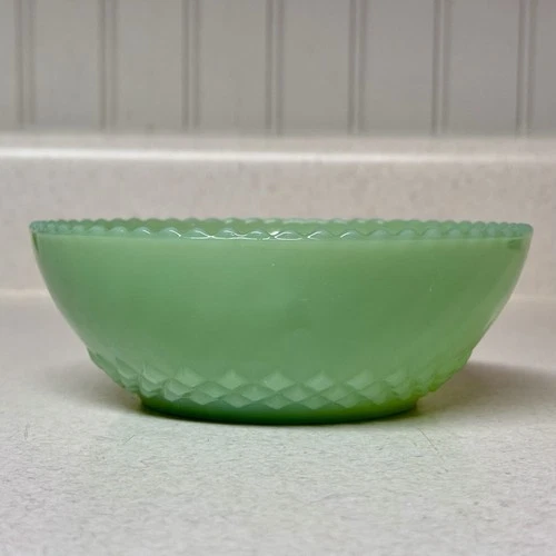 RARE Vintage Fire King Jadite 6" Diamond Bottom Bon Bon Bowl Sawtooth Rim Swirl