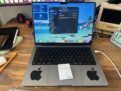 Apple MacBook Pro 14 Zoll (512GB SSD, M1 Pro, 16GB) Laptop