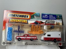 Matchbox 1/64 🇨🇵 Adventure Pack Surfing 61 Ford Ranchero + Caravane