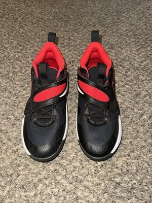 Nike Team Hustle Quick 3 Black Red White Kids Sneakers Size 5.5Y