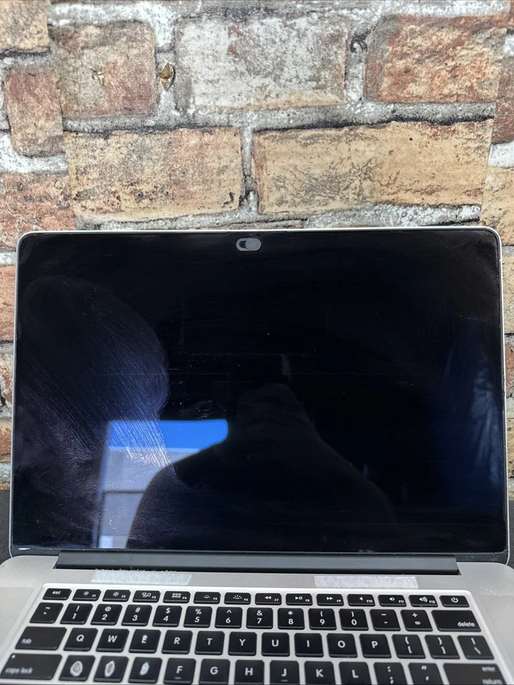 Apple MacBook Pro A1398 Tested LCD Screen w/ Chassis & Battery – No Motherboard - Image 2 of 4