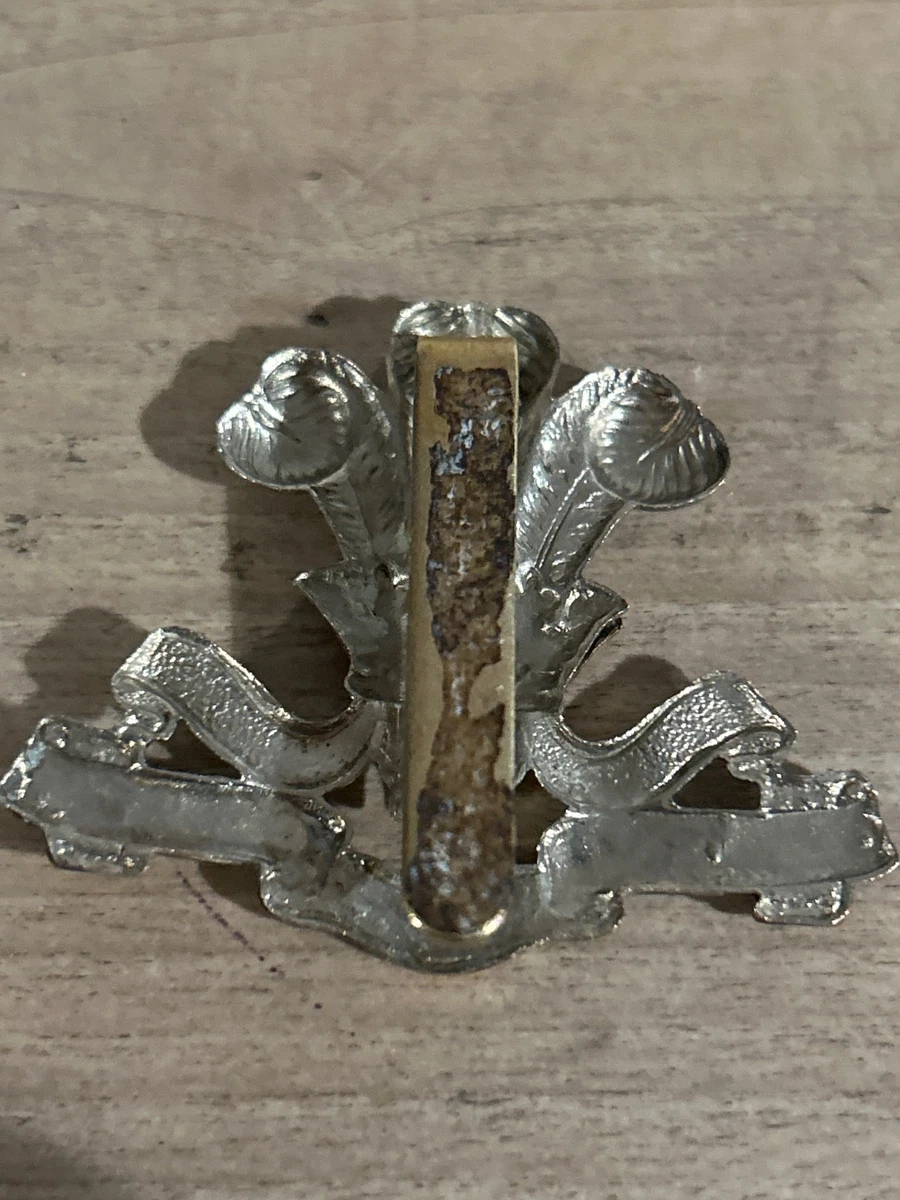 British army Glamorgan Imperial Yeomanry cap badge