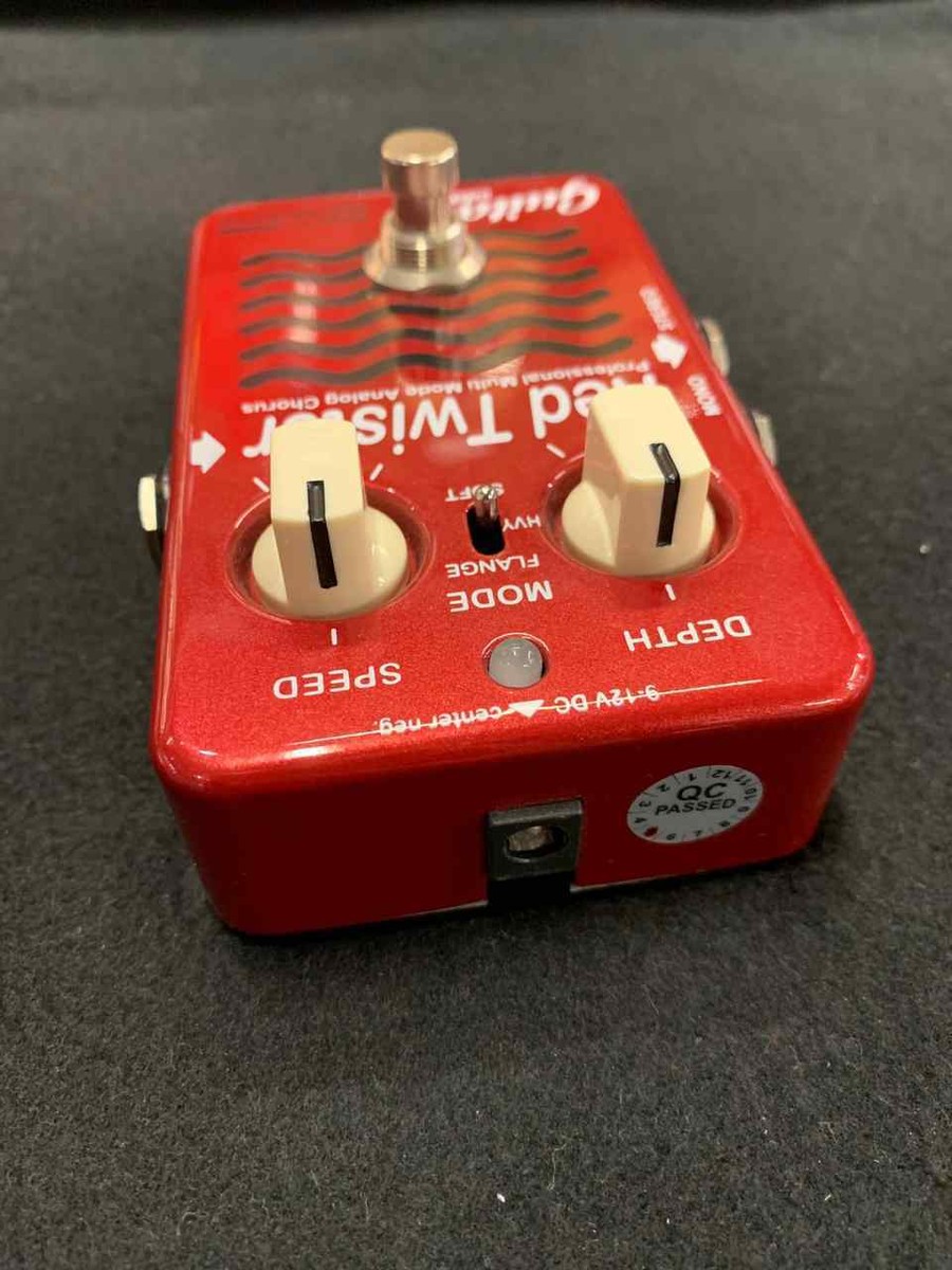 EBS ( イービーエス ) Red Twister New in box - EBS Red Twister Chorus Flanger Effect - Red