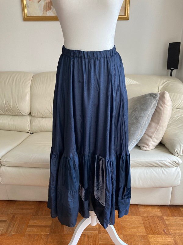 PURE DKNY Blue Silk Tiered Skirt – Size Small