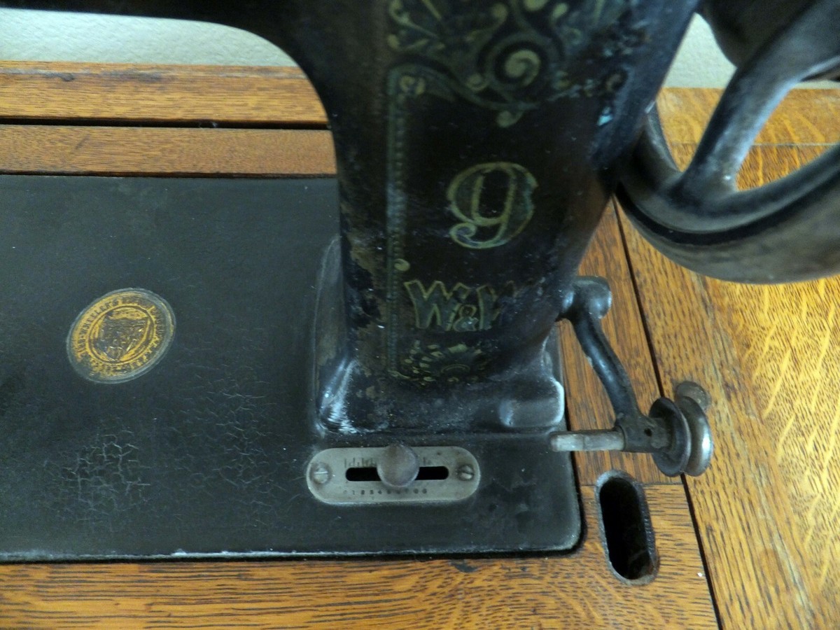 VINTAGE EXTREMELY RARE WHEELER AND WILSON SEWING MACHINE NO