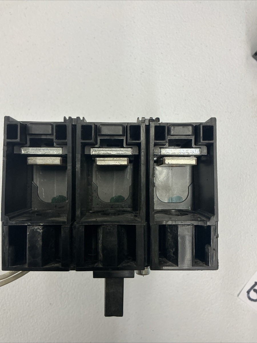 JackY　Square Terminal ホワイト ジャンク China JUKK 3 High Safety Power Distribution Terminal Block