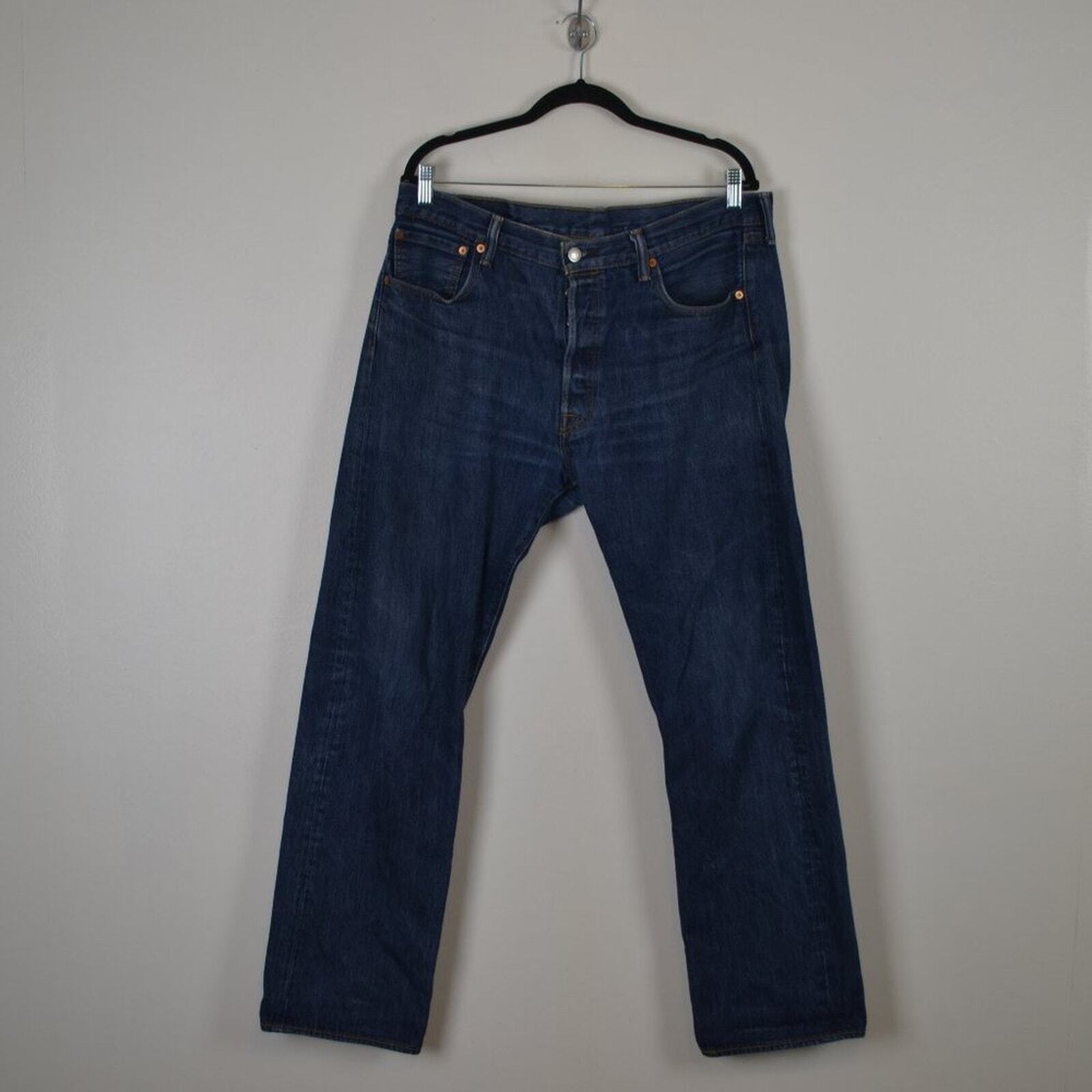 Levis 501 Mens 36-32 Blue Button Fly Straight Leg Classic 5 Pocket Denim Jeans