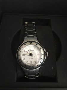 reloj movado series 800 precio