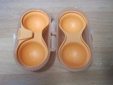 Tupperware       Zwei dabei   Eierbox für zwei Eier mit Salzfach