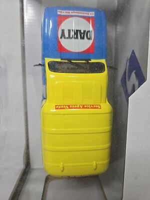 Solido Renault R4 F4 DARTY 1988 Echelle 1:18 Voiture Miniature