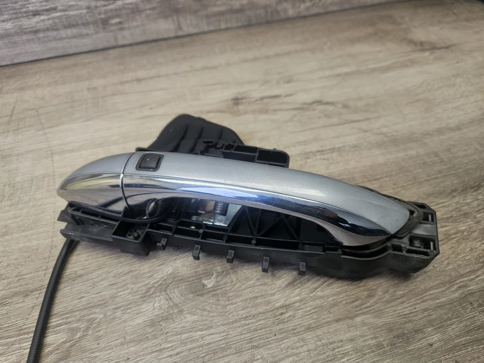 07-12 MERCEDES-BENZ GL550 RIGHT PASSENGER FRONT DOOR LOCK LATCH ACTUATOR OEM  - Изображение 2 из 4