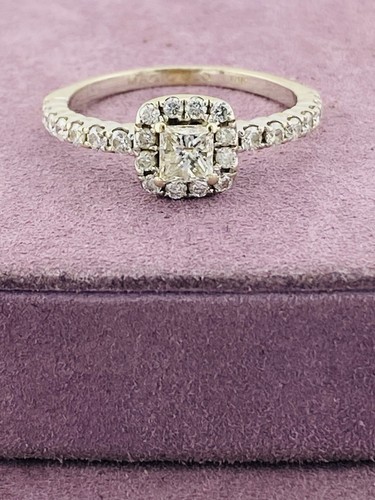 14kt White Gold .59ctw .33center I1,H-J Princess Halo Ring Size 6 1004226-1 - Picture 2 of 8