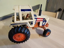 Spirit Of 76' Case Tractor. Limited To 200. Yale Forktruck, Case Tractor Lot