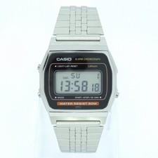 CASIO W-34 ALARM CHRONOGRAPH WR 50M VINTAGE DIGTAL WATCH JAPAN 1980