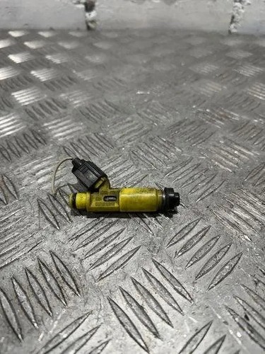 TOYOTA RAV 4 II A2 Einspritzdüse 2325028050 2.00 Petrol 110kw 2003 20212177