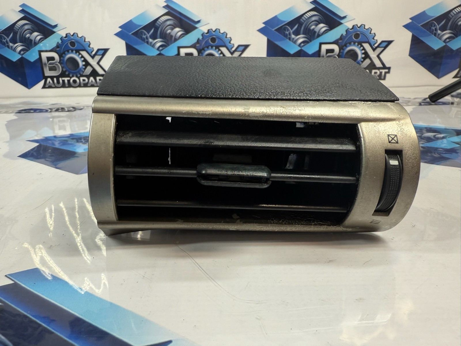 2014 LEXUS IS250 IS350 PASSENGER SIDE DASHBOARD DASH AC HEATER AIR VENT OEM