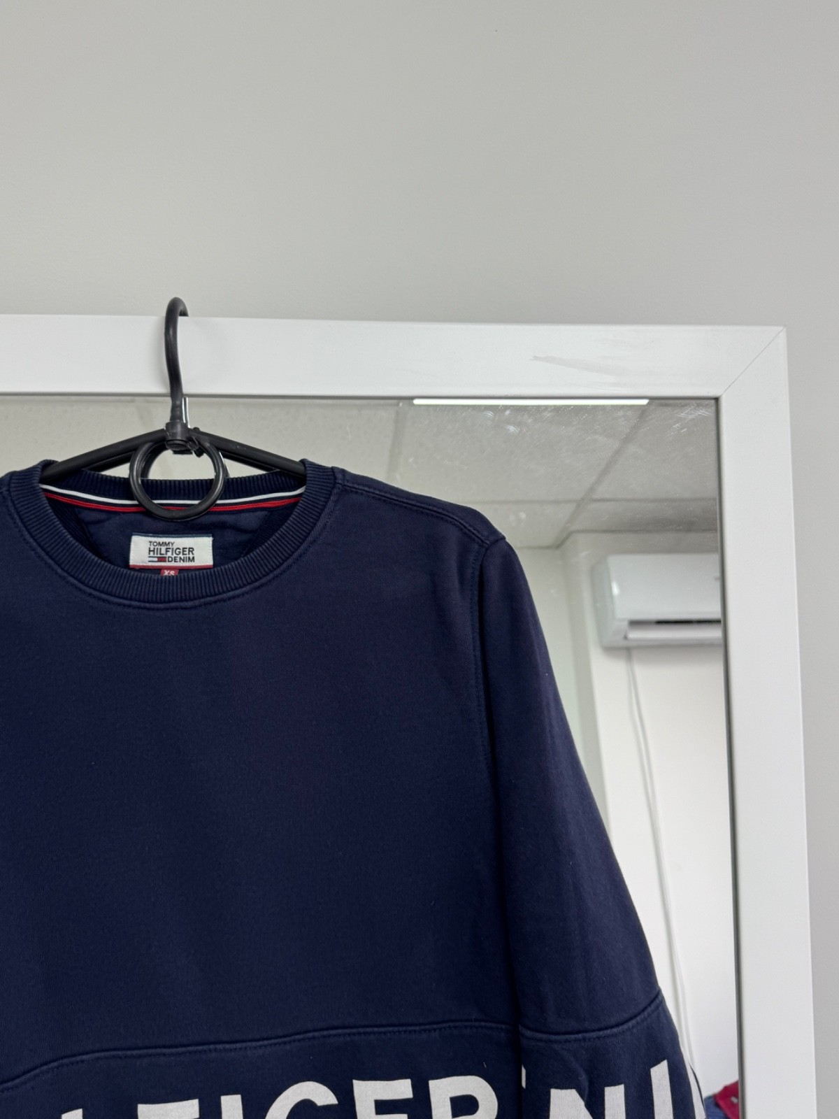 Tommy Hilfiger Sweatshirt Big Centre Logo Cotton Pullover Rare Y2K Mens sz XS image 4