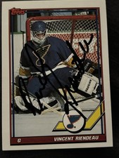 Autographed 1991-92 Topps - Vincent Riendeau #370 St. Louis Blues hockey card