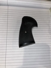 PACHMAYR SMITH & WESSON K FRAME SMALL BLACK PRESENTATION GRIPS W Screw