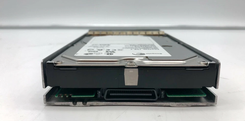 Xyratex 146GB 10K 3.5" HDD 49613-04, ST3146707FC,  RS-146G10-FC-CH7 - Image 4 of 4