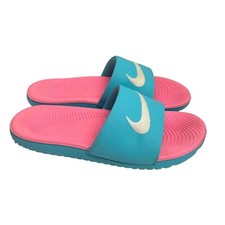 Nike Youth Size 5 slip on Slide Sandal pink Blue Kawa