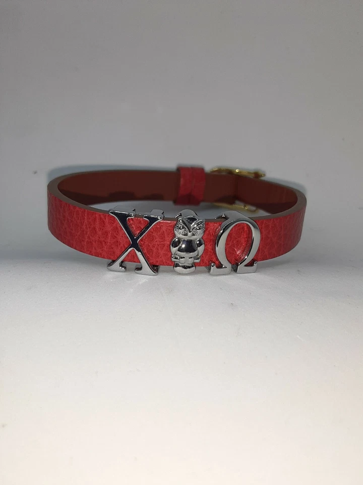 Keep Collective CHI OMEGA LETRAS GRIEGAS y cuero rojo ¡GUARDIÁN ORIGINAL! Foto 3 de 3