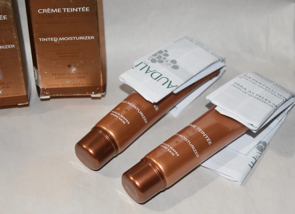 2X Hidratante Tingido Caudalie Novo Na Caixa - Pele Escura - Imperfeito - Imagem 2 de 4