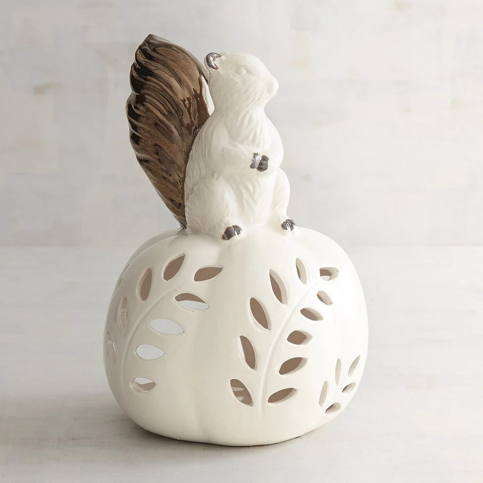 NUEVO CON ETIQUETAS PIER 1 MARFIL/blanco ARDILLA DE CERÁMICA LUZ DE TÉ CANDELABRO Foto 2 de 2