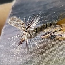PARACHUTE CALLIBAETIS SIZE 18 CUSTOM TIEDFLY FISHING FLIES FRONTIER GRAY