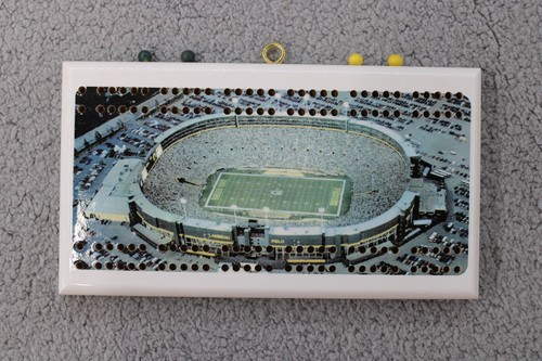 Green Bay Packers Cribbage Board NFL Football Wood Custom Cribbage 4 Pegs USA - Picture 1 of 5